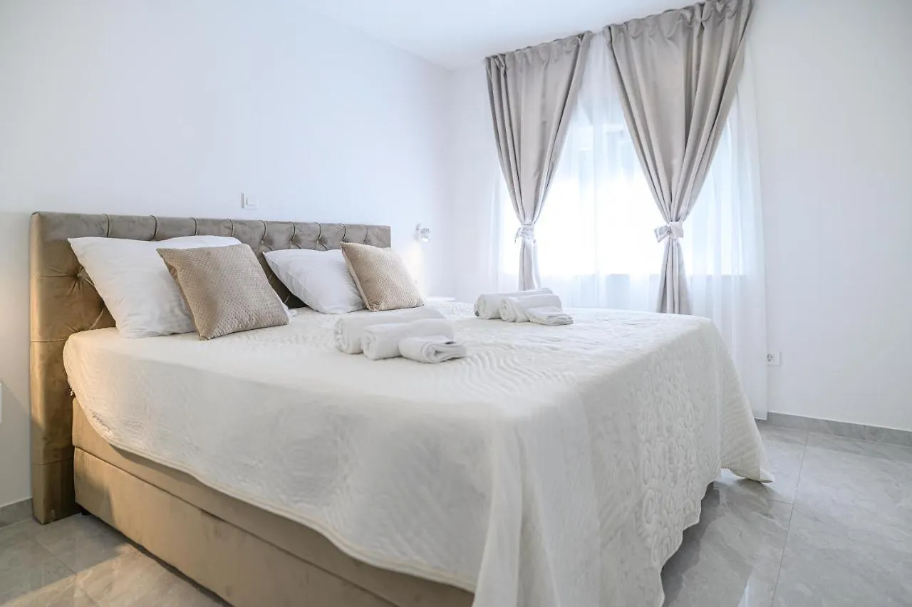 Luxury Rooms Green And Gold Split 4*,  Croatia