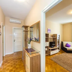  Apartment Colona Kroatien